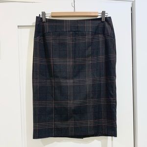 United Colors of Benetton Plaid Pencil Skirt in Taupe